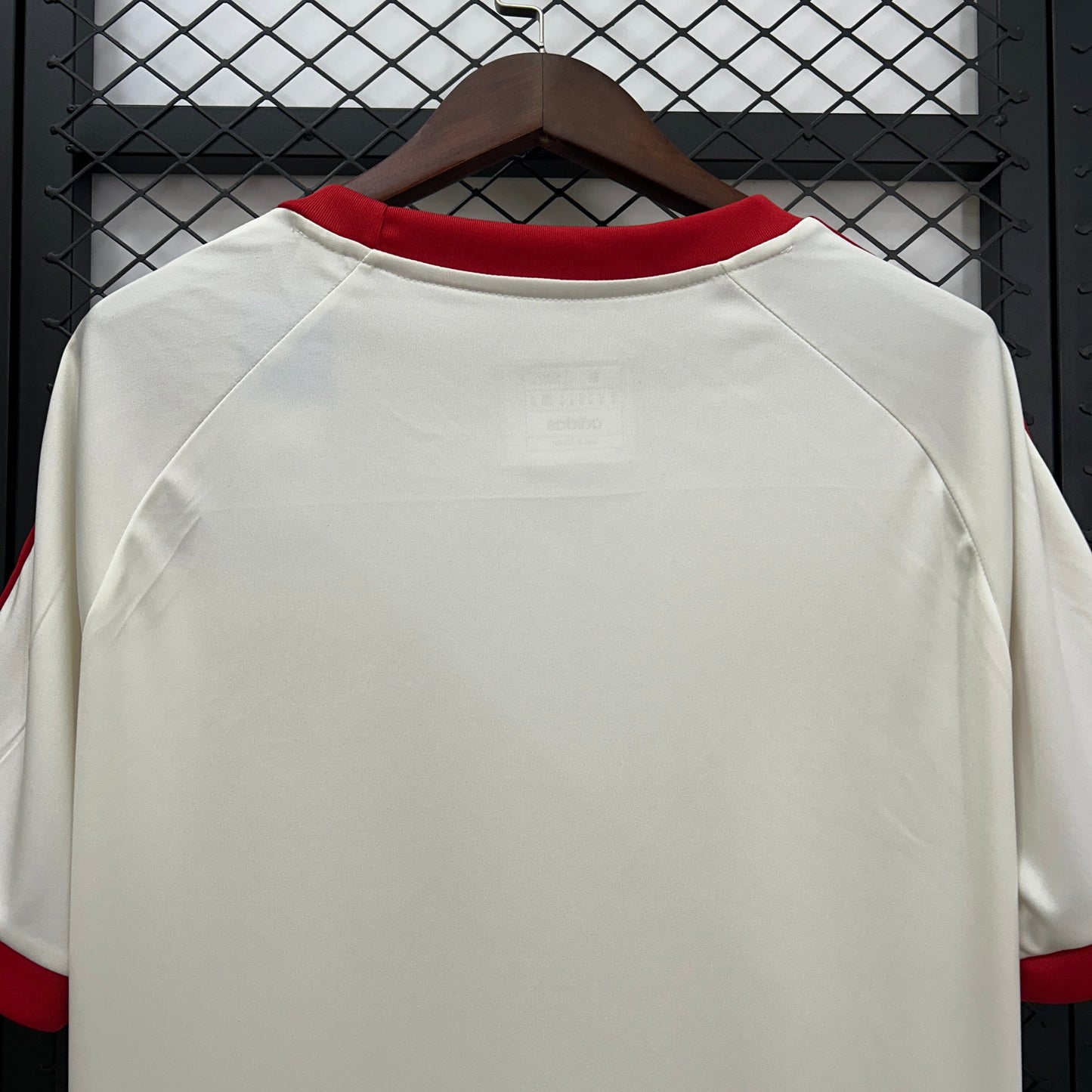 Camisa do Flamengo comemorativa 81 Branca