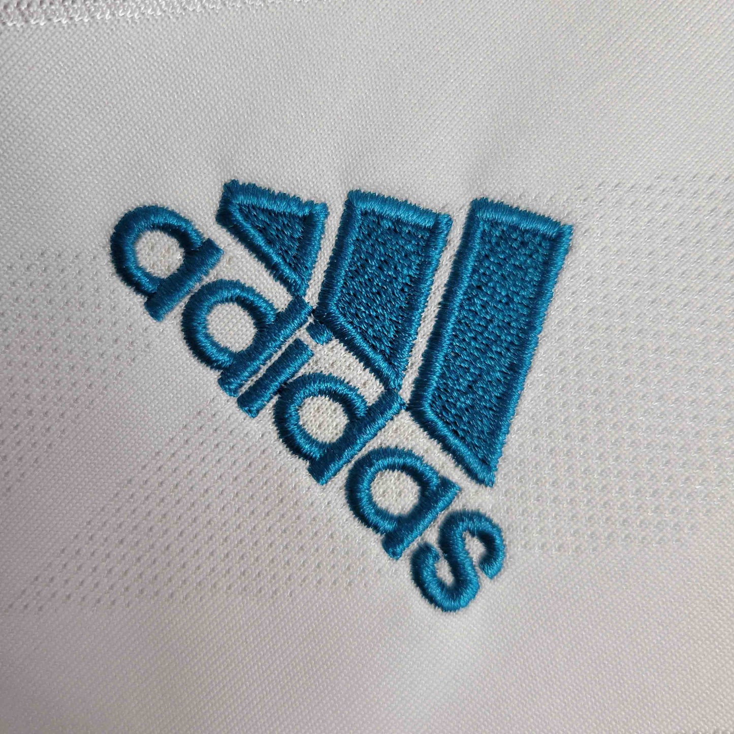 Camisa Real Madrid Home 17/18 - Versão Retrô