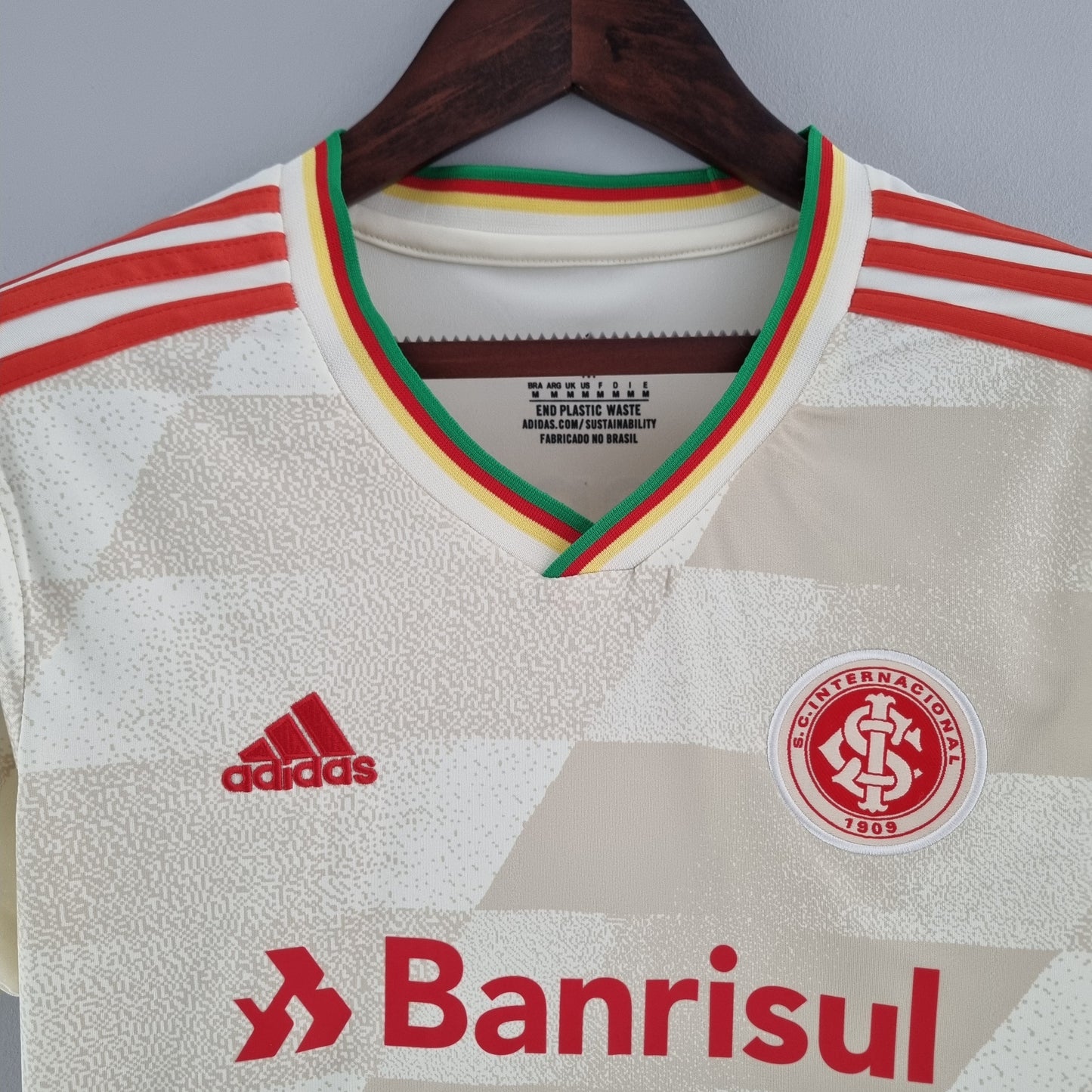 Camisa Feminina Internacional II 22/23  - Bege